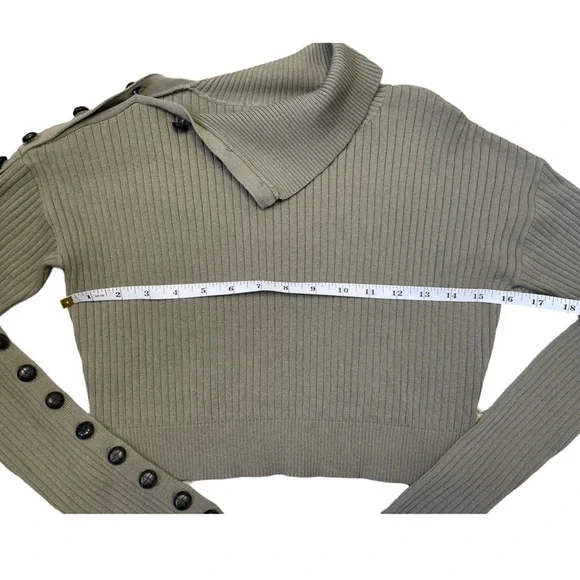 ASILIO CROPPED ASYMMETRICAL BUTTON LONG SLEEVE RIBBED SWEATER OLIVE GREEN 2 - Picture 3 of 9